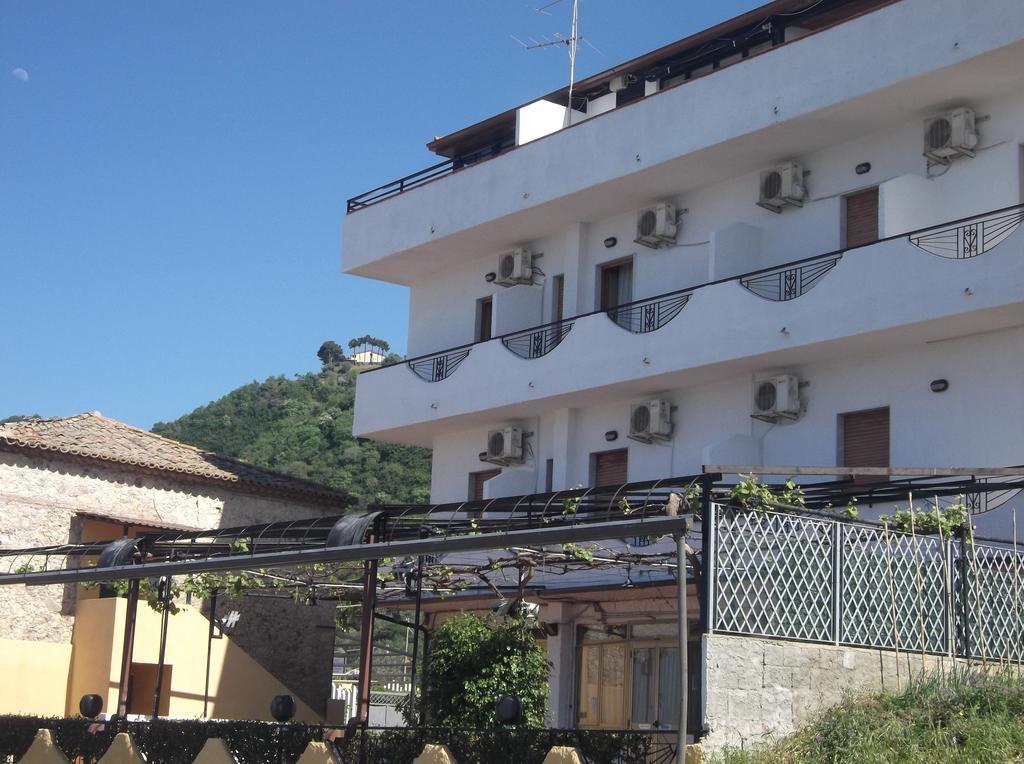Il Vulcano Hotel 3*